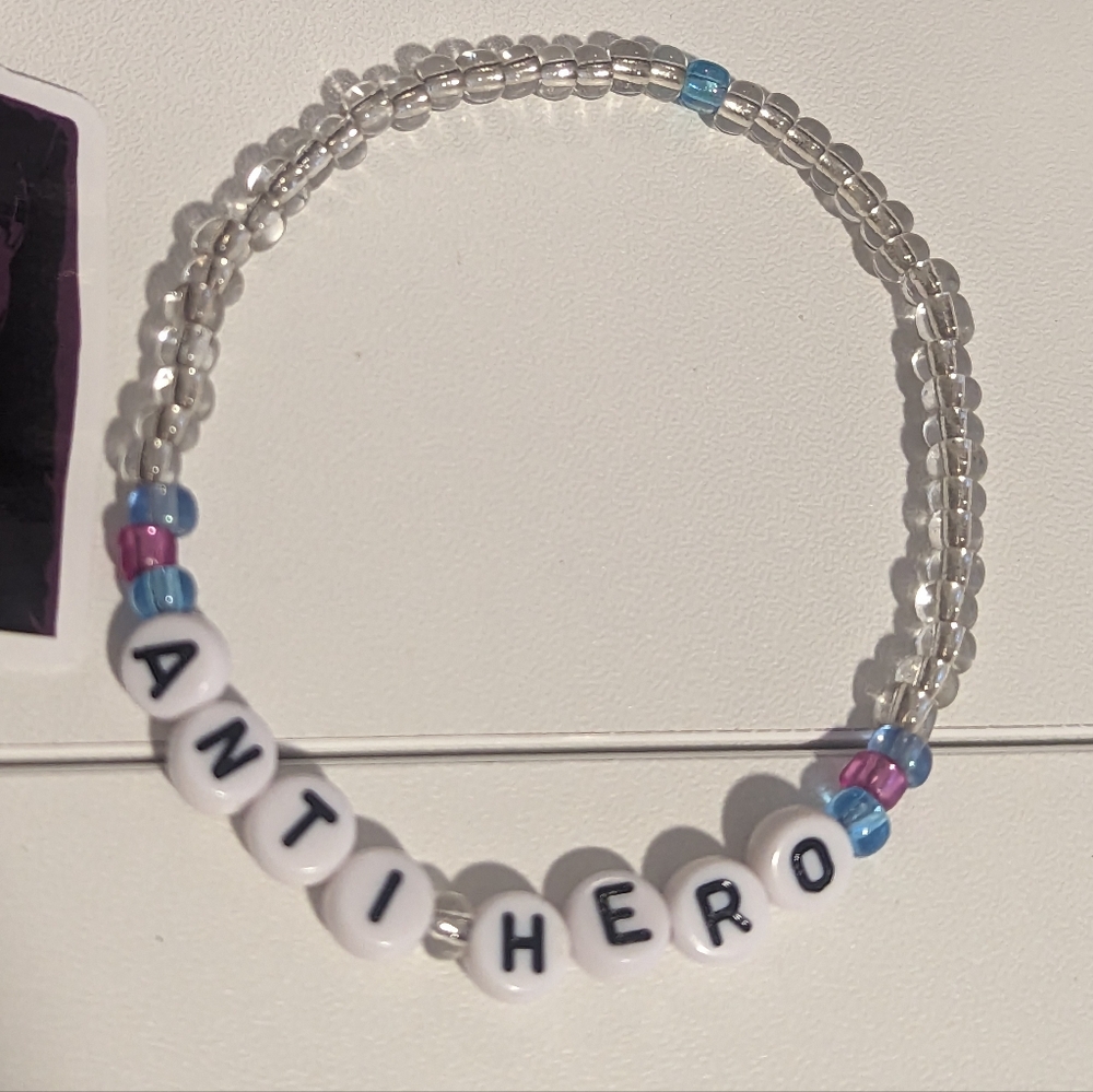 Taylor Swift Keychains Set New! - Picture 4 of 5